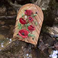 Load image into Gallery viewer, Pretty Poppy
