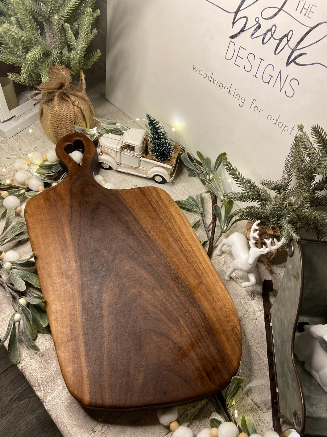 Charcuterie Board (Cupid)